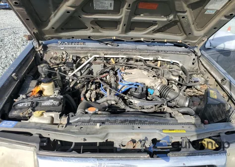 2000 Nissan Frontier Crew Cab Xe из США, поврежденный, VIN 1N6ED27Y2YC388499